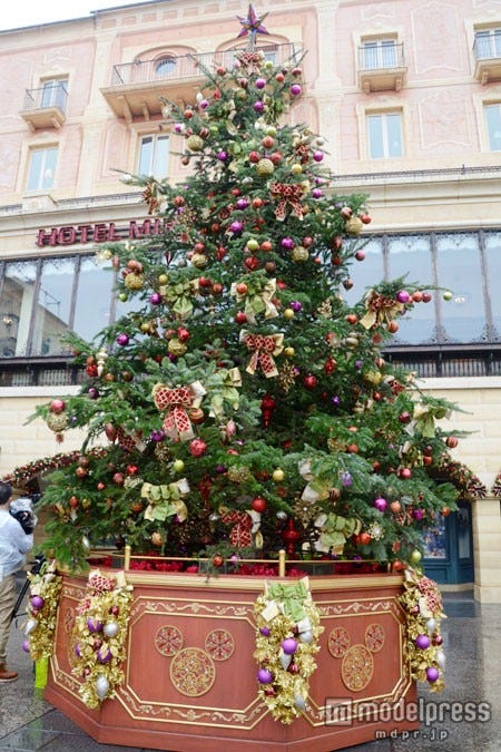 メディテレーニアンハーバーのツリー(昼)