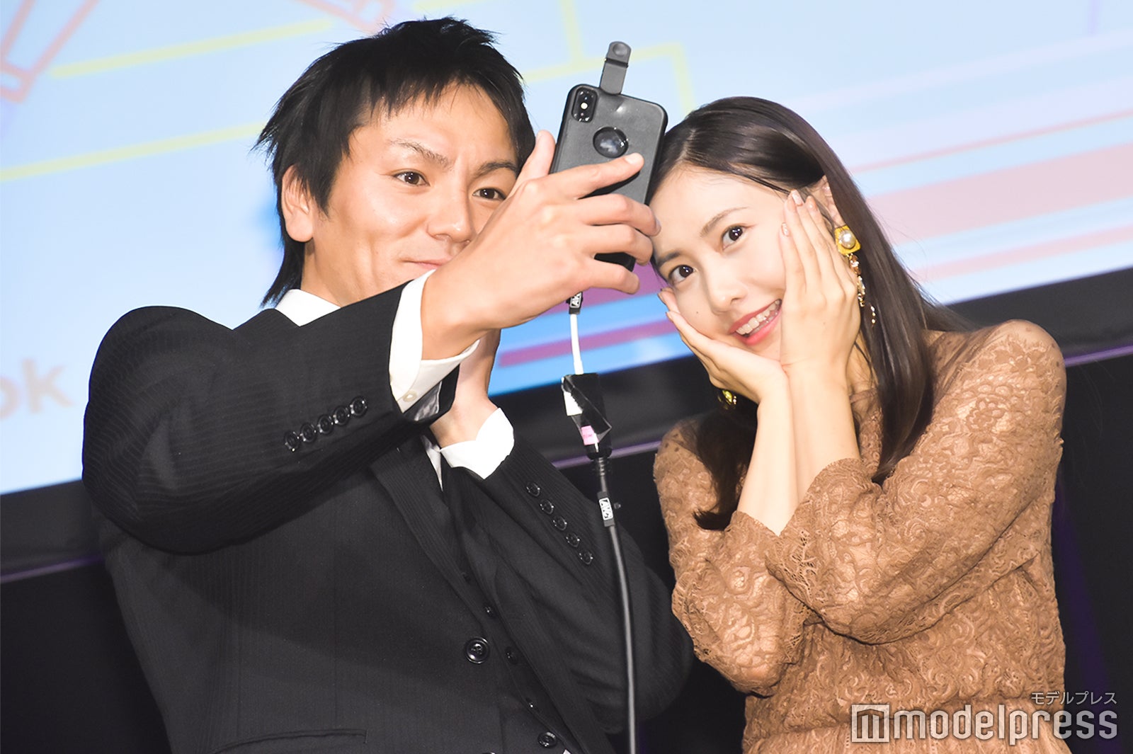 佐野ひなこ Tiktokにどハマリ お気に入りのテクニック明かす モデルプレス 佐野ひなこ Tiktokにどハマリ お気に入りのテクニック明かす モデルプレス