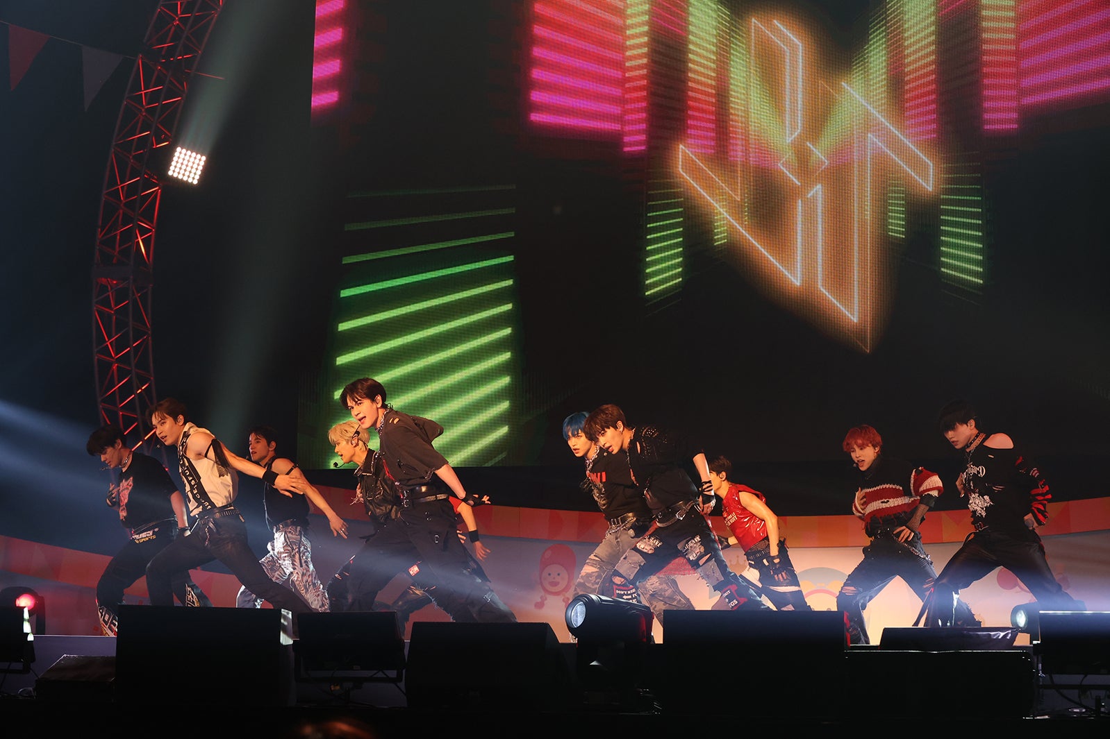 JO1（C）LAPONE Entertainment