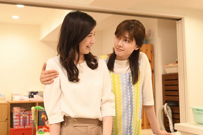 吉高由里子、内田有紀/「わたし、定時で帰ります。」第8話より(C)TBS