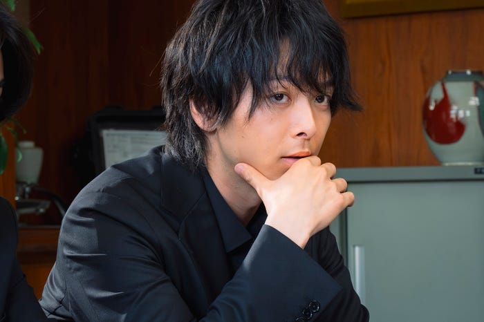 中村倫也「DOPE 麻薬取締部特捜課」第3話(C)TBS