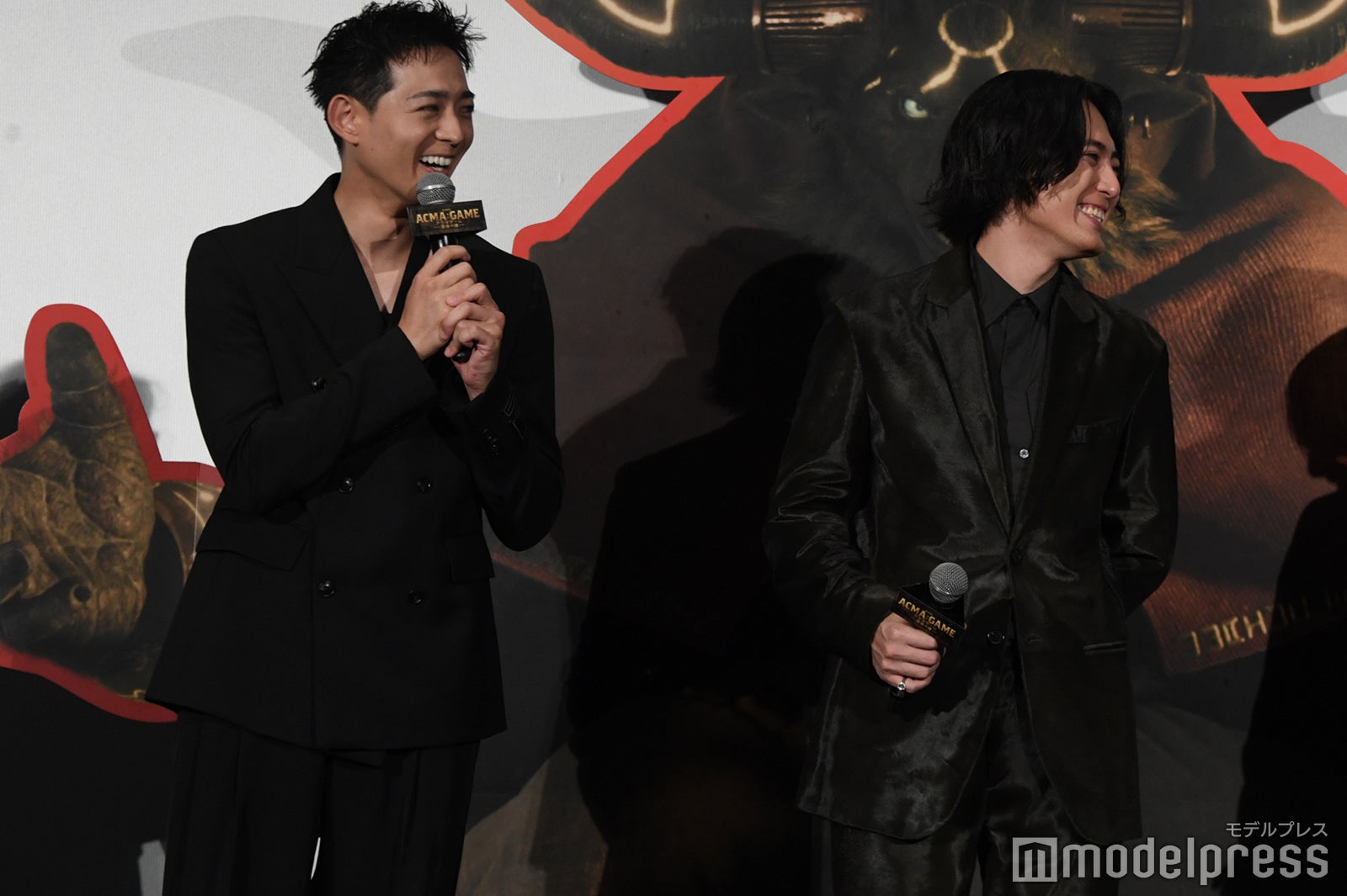 田中樹とのトークで爆笑する竜星涼、間宮祥太朗（C）モデルプレス