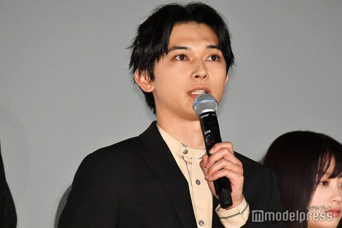 吉沢亮(C)モデルプレス