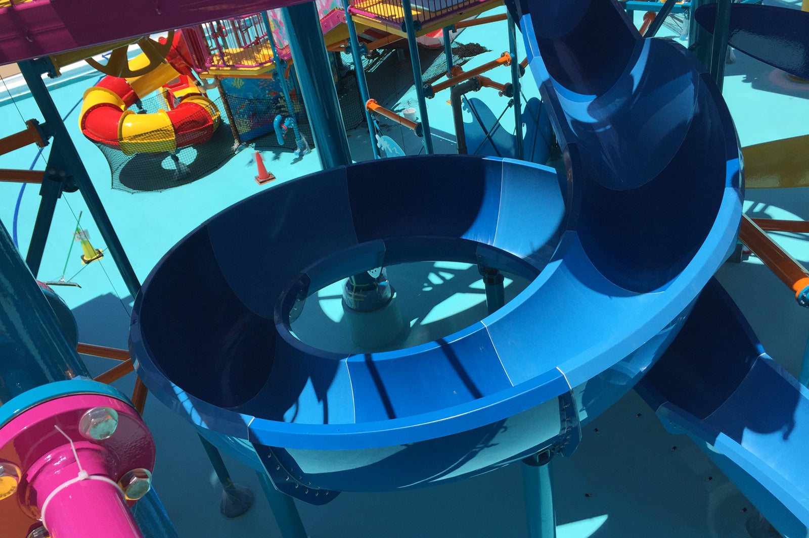 スライダー／画像提供：長島観光開発