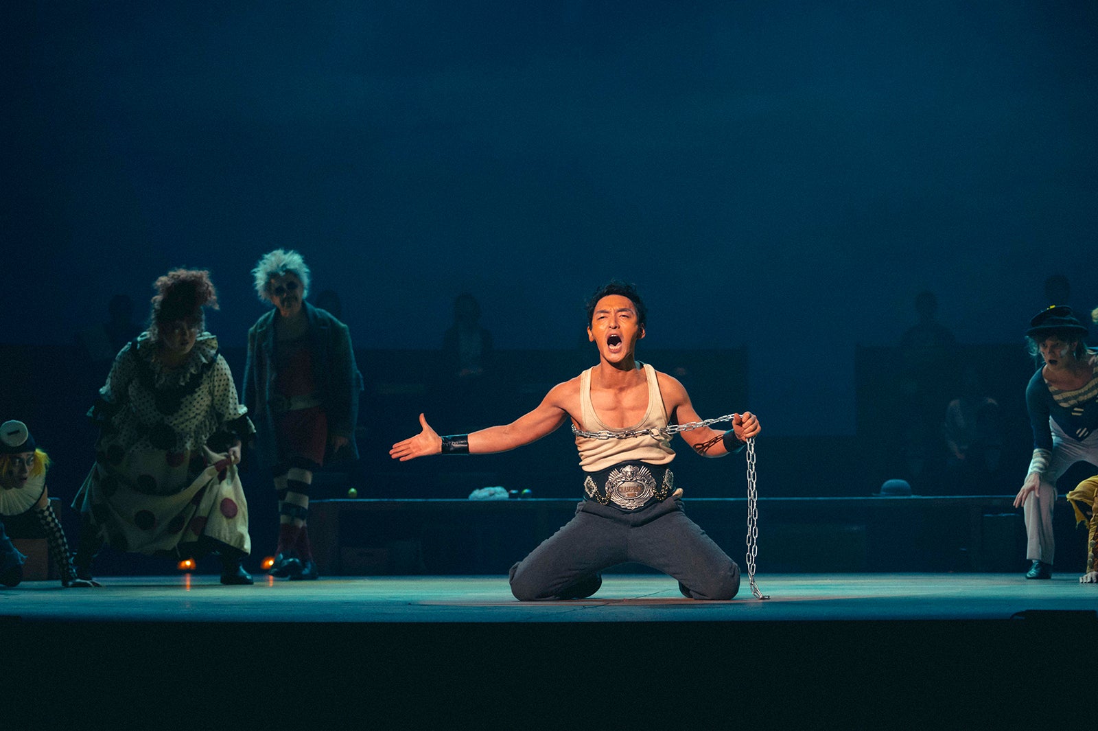 草なぎ剛／撮影：荒井俊哉