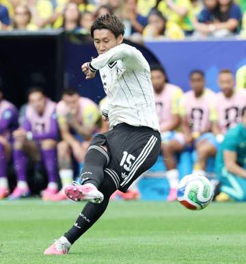 鎌田「（サッカーが）国技になるくらいに」 痛感した王国との差「まだまだ足りない部分がある」