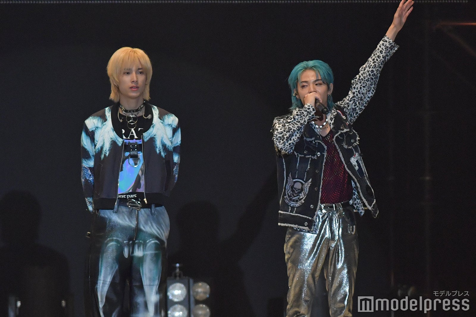 XY（C）モデルプレス