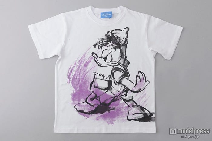 TDL:ドナルド柄Tシャツ¥1900~(値段はサイズによって異なる)/(C)Disney