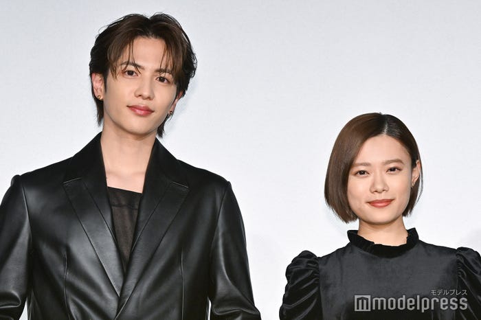 志尊淳、杉咲花(C)モデルプレス