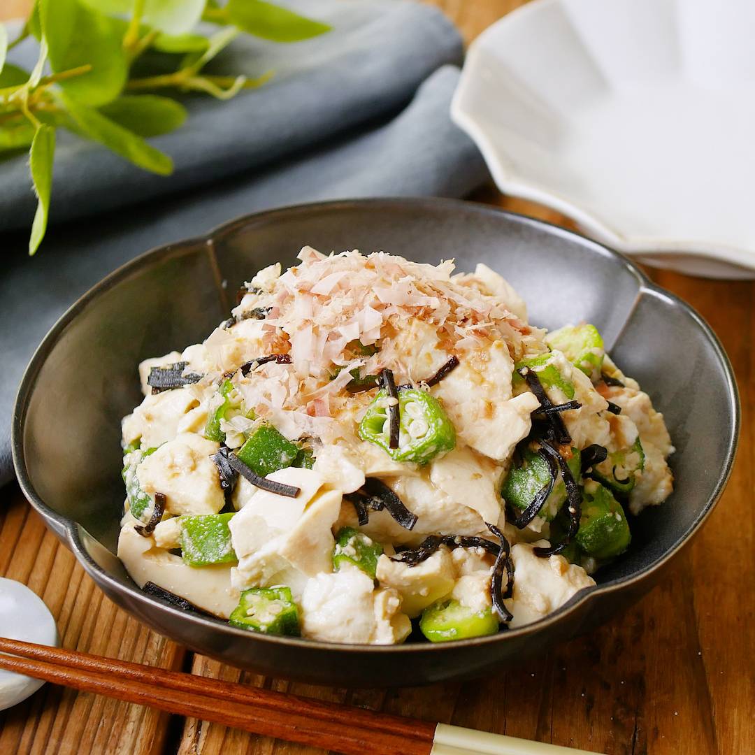 オクラと豆腐の塩こんぶ和え!冷奴だけじゃない!豆腐でつくる簡単ひと品♪