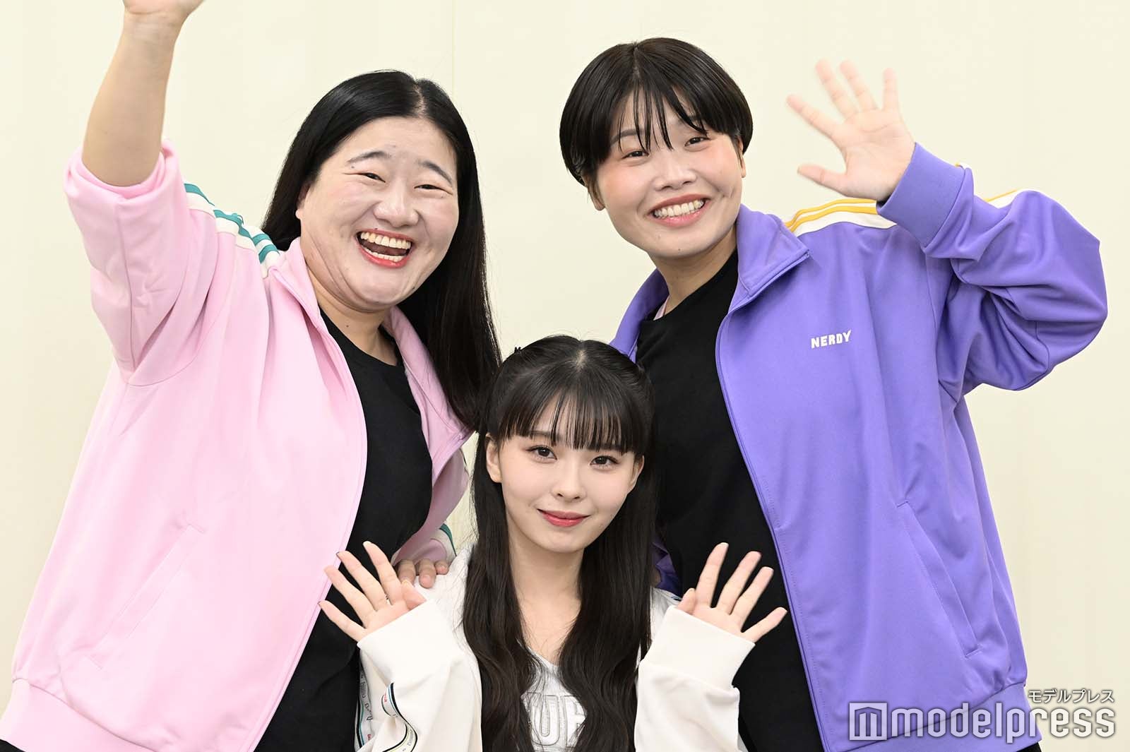 （左から）よしこ、川口ゆりな、まひる（C）モデルプレス