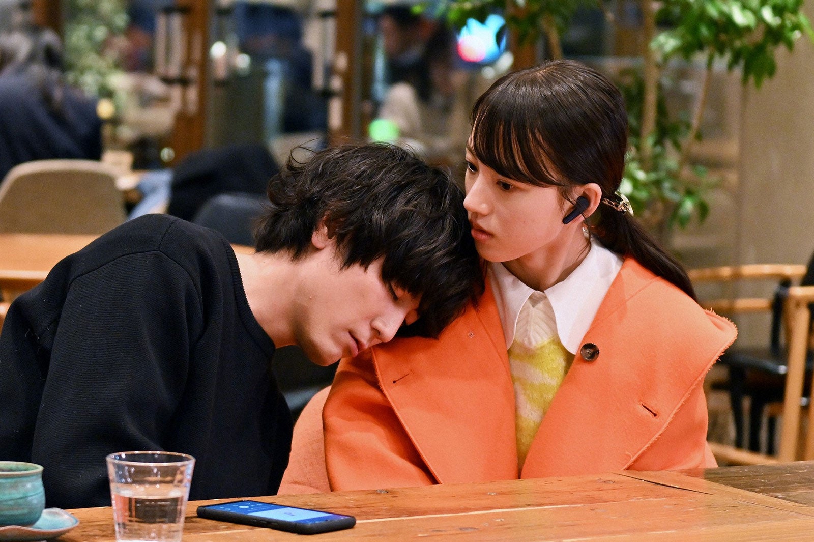 ＜ファイトソング 第4話＞芦田＆花枝、キスから一転？“期間限定恋愛”終了危機ですれ違い