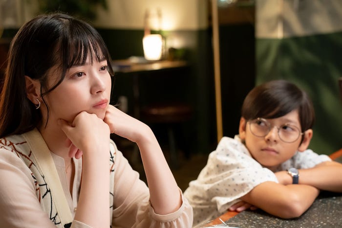 西野七瀬、渡邉斗翔「ポケットに冒険をつめこんで」第9話より(C)「ポケットに冒険をつめこんで」製作委員会