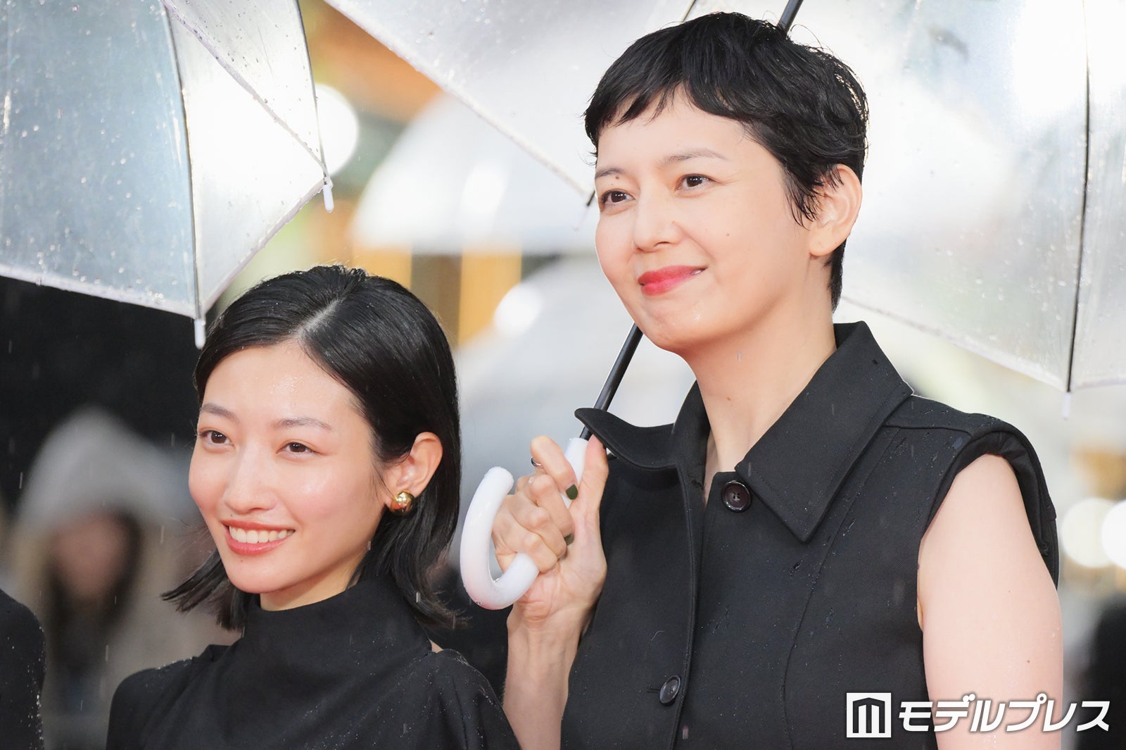 川島鈴遥、菊池亜希子（C）モデルプレス
