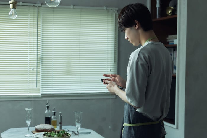 櫻井佑樹「4月の東京は…」第6話より(C)「4月の東京は…」製作委員会・MBS