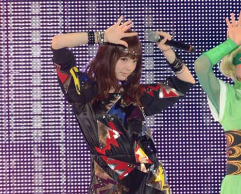 きゃりー、忍者引き連れ「にんじゃりばんばん」 「東京ランウェイ」にシークレットゲストで登場