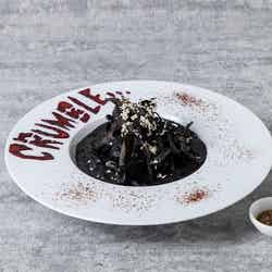 死柄木弔の CRUMBLE カ1,790円(税込)1,790円(C)堀越耕平/集英社