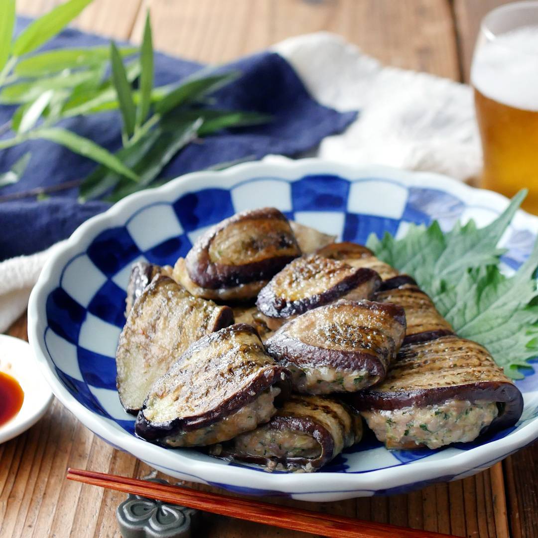 皮いらずでヘルシー♪なす餃子