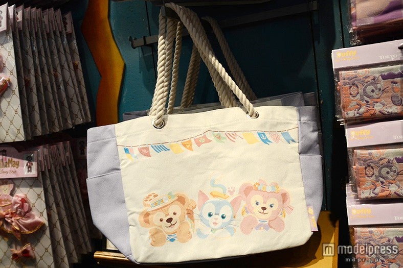 トートバッグ￥4900