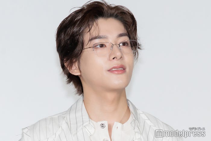 JAKE(C)モデルプレス