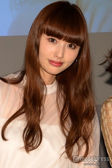 ママ 鈴木えみ フルパワーで初の子育て奮闘中 子どもって元気1 モデルプレス ママ 鈴木えみ フルパワーで初の子育て奮闘中 子どもって元気1 モデルプレス