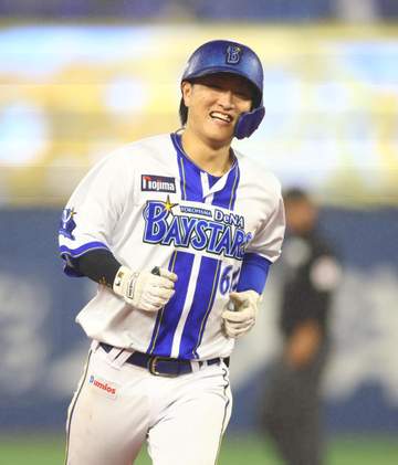 3位DeNA アーチ攻勢で2連勝 4位ヤクルトと5.5差 井上＆牧が2試合連発＆古市はプロ初本塁打 先発・深沢はプロ初勝利から自身5連勝