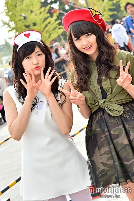 樋口日奈、伊藤万理華