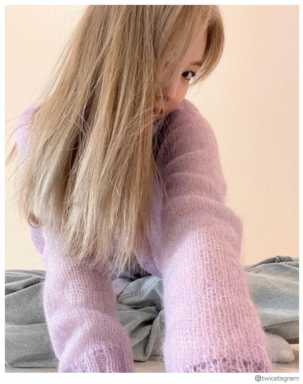 TWICEナヨン、ハイトーンヘアに大胆イメチェン「天使みたい」「東京ドームで見られるの楽しみ」と反響殺到