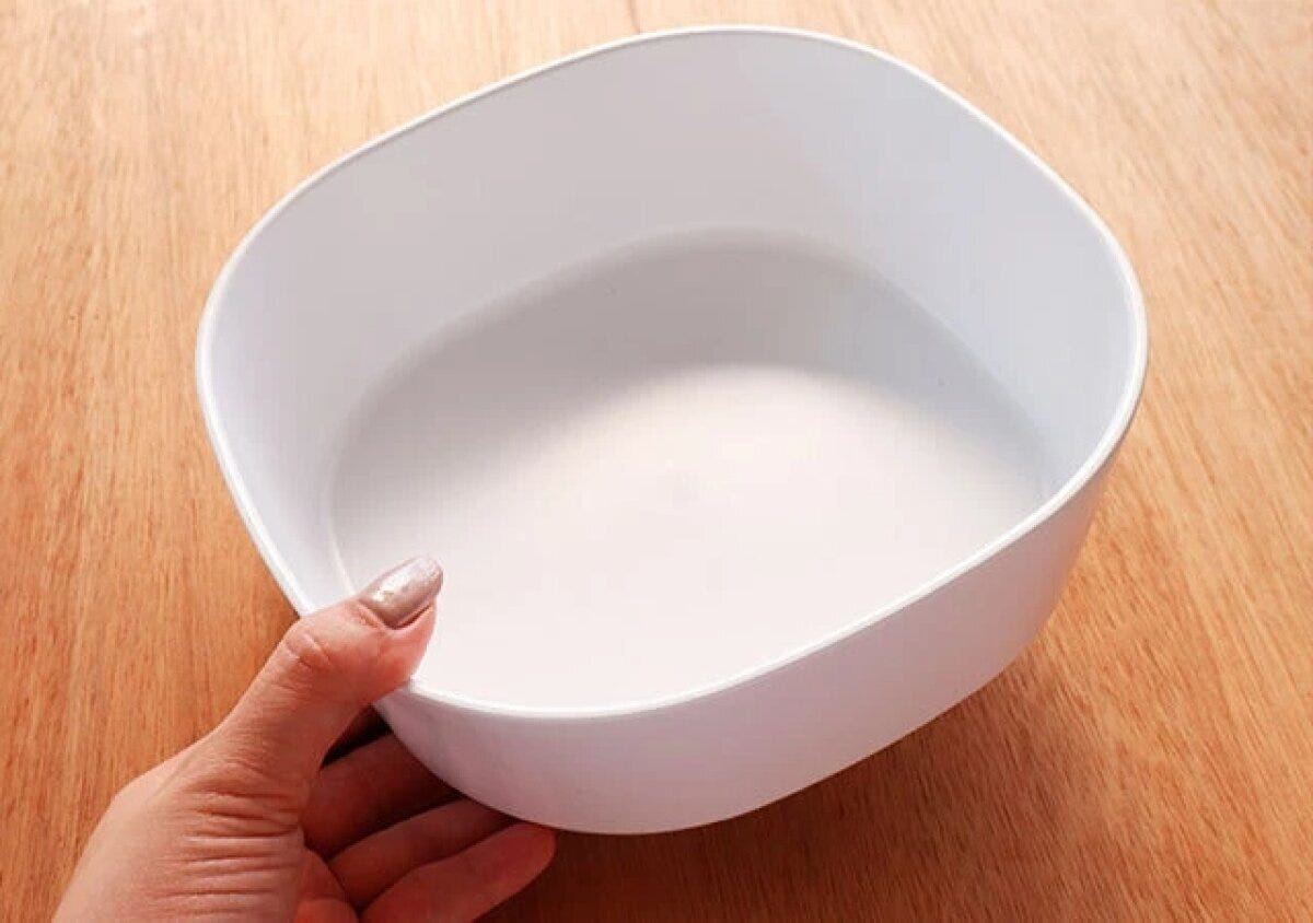 ダイソーの湯おけ（バス用、マグネット）