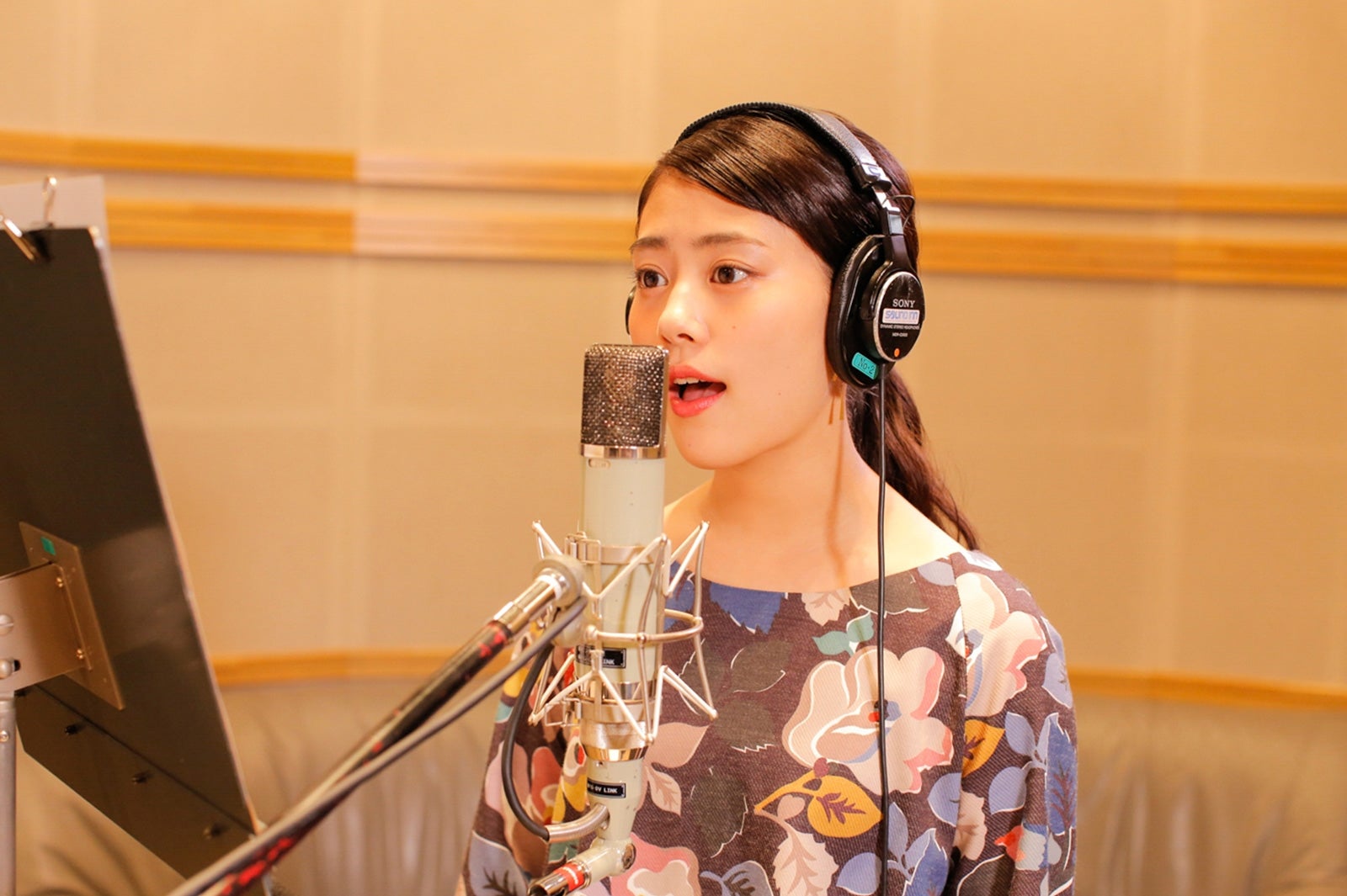 高畑充希、映画主題歌に抜擢　向井理も感激「心に残る歌声」