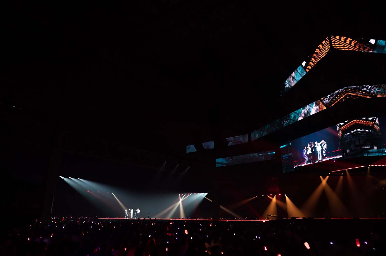 iKON「KCON JAPAN 2023」（C）CJ ENM Co., Ltd, All Rights Reserved