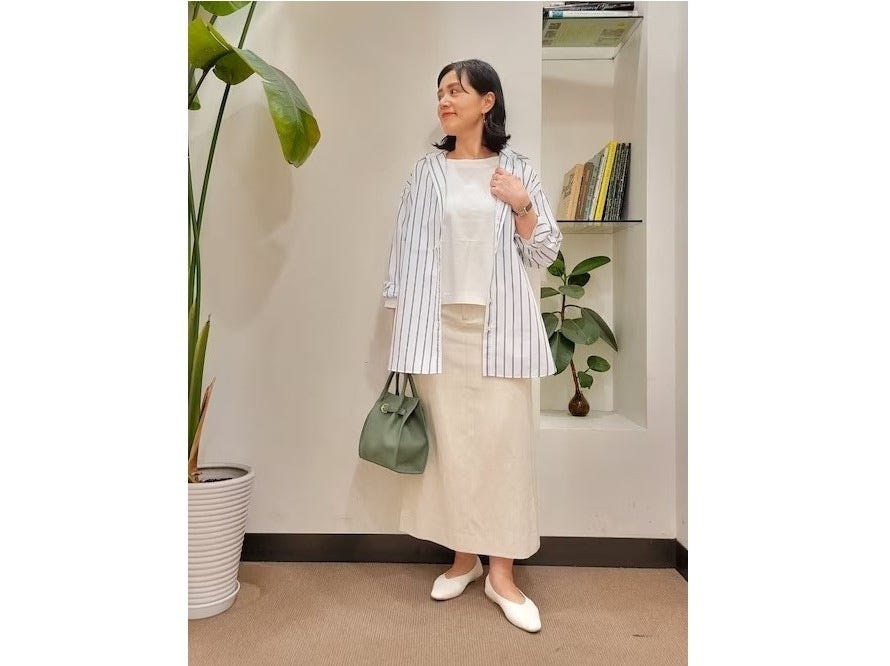 【OKコーデ】くるぶしの出るボトムス&バレエシューズも好相性 出典:WEAR