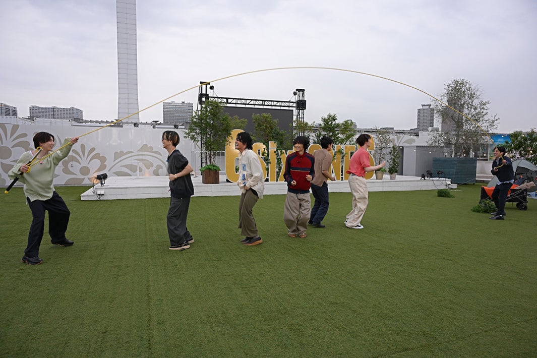SixTONES、二宮和也（C）TBS