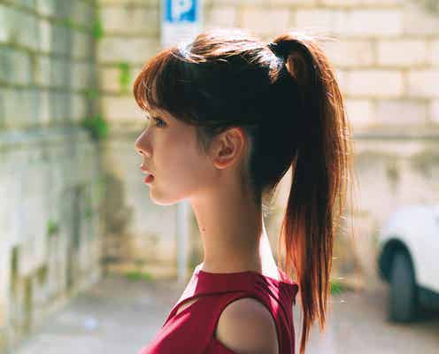 乃木坂46筒井あやめ、ポニーテールの横顔ショット解禁 首の長さに驚き「自分が想像していた以上」【感情の隙間】