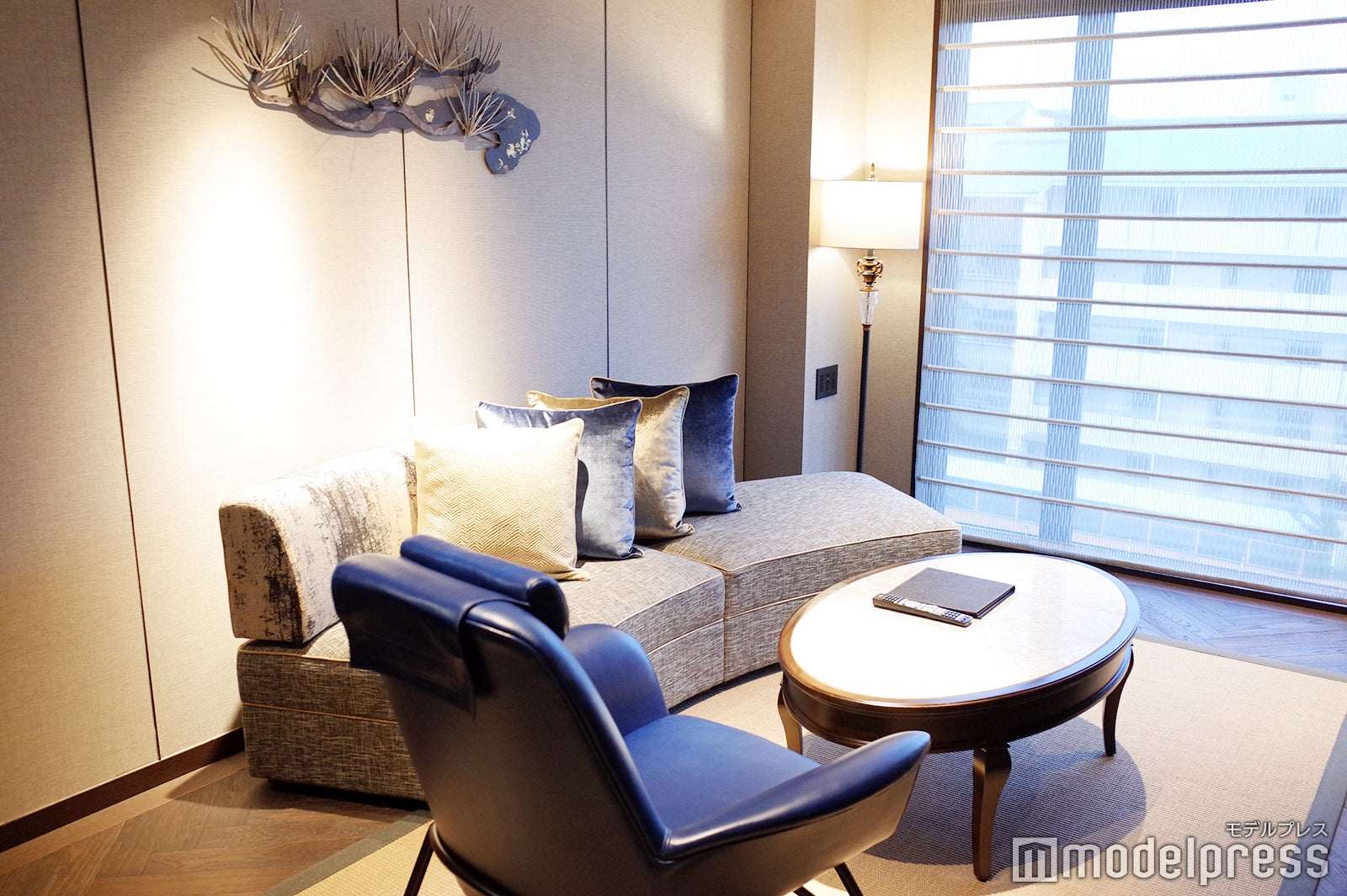 スイートルーム（C）モデルプレス