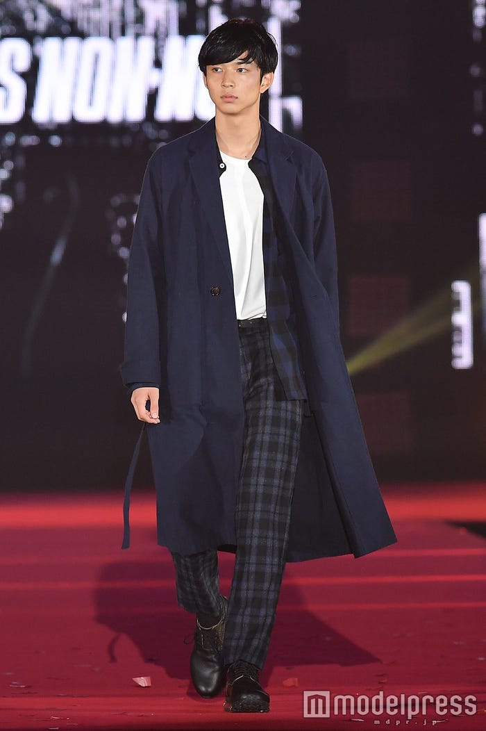 鈴木仁(C)モデルプレス