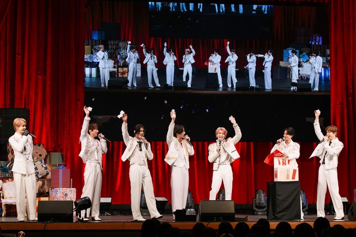 INI(C)LAPONE ENTERTAINMENT