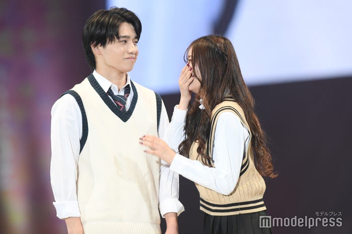 伊藤航、田仲埜愛(C)モデルプレス