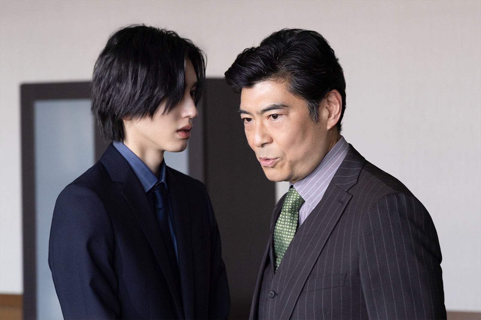 道枝駿佑、高嶋政宏（C）Storm Labels Inc.