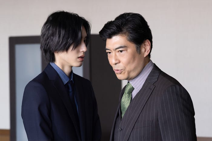 道枝駿佑、高嶋政宏(C)Storm Labels Inc.