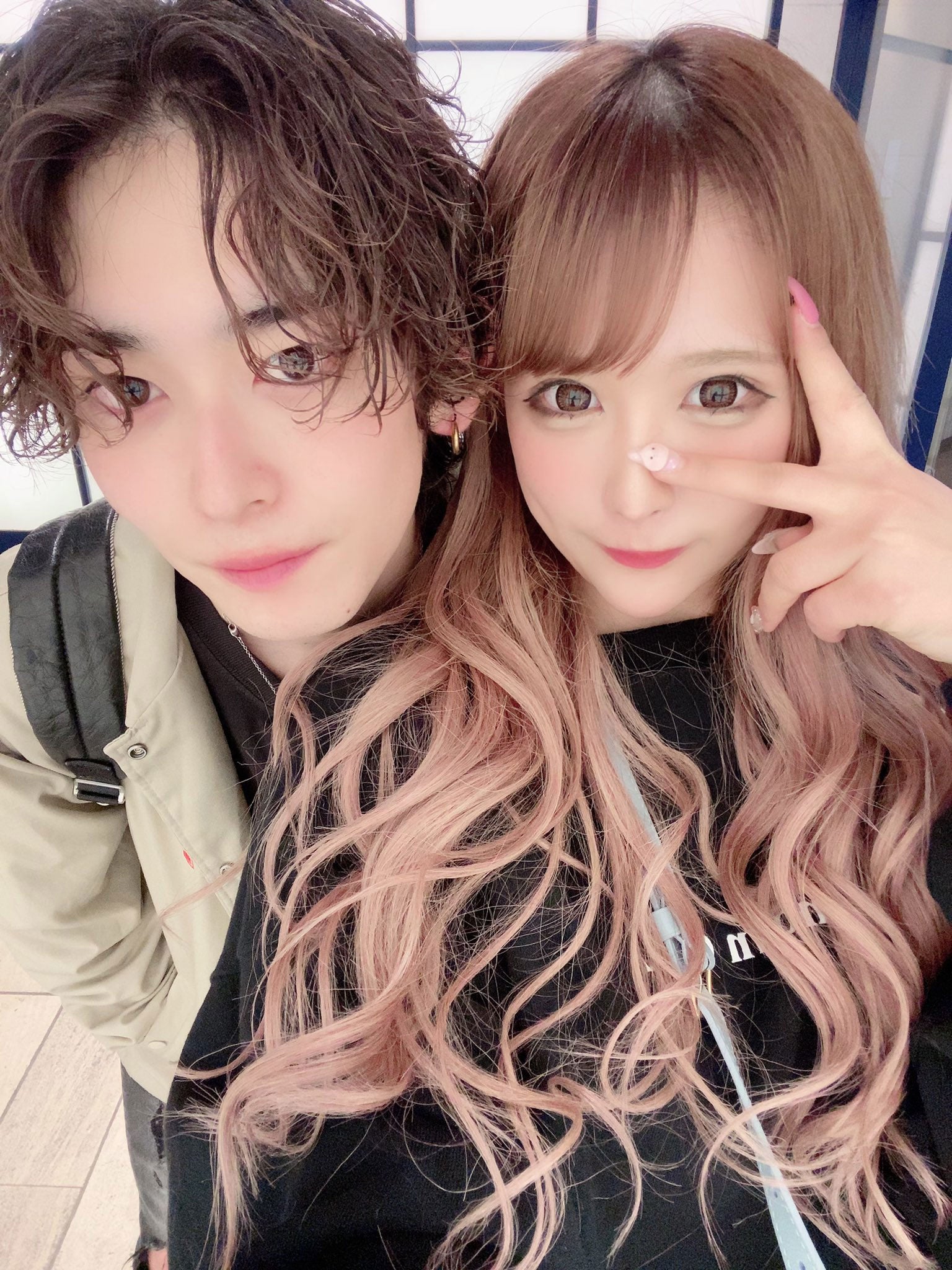 「オオカミ」伊藤桃々＆鈴村梨公が再会“りくもも”寄り添い2ショットにファン歓喜