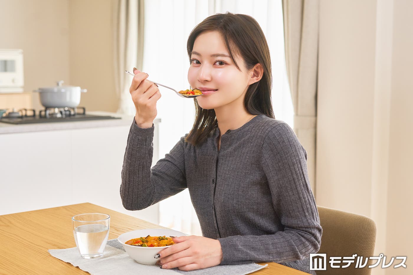 山崎江莉(C)モデルプレス