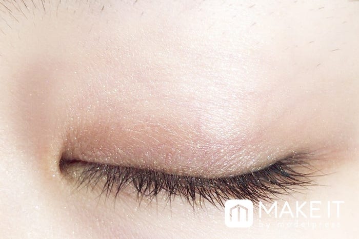 エクセル/スキニーリッチシャドウ/SR06 センシュアルブラウン 使用 (C)メイクイット