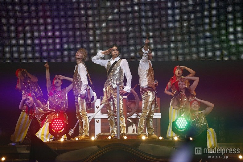 DISH//、ダンス＆寸劇＆バンド“全力”パフォーマンスでファン5000人魅了