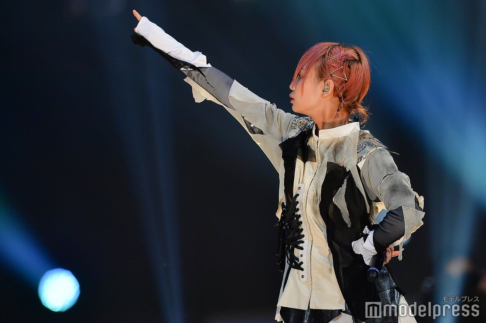 BiSH（C）モデルプレス