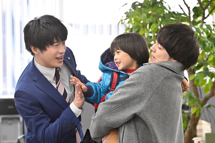 田中圭、佐藤大空、林遣都「おっさんずラブ-リターンズ-」第7話(C)テレビ朝日