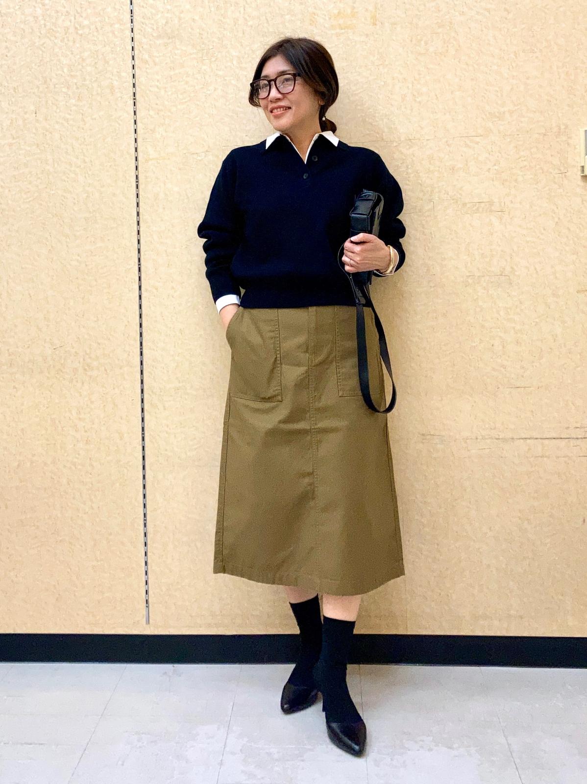 ミディアム丈で足もとも軽やかに決まります 出典:StyleHint