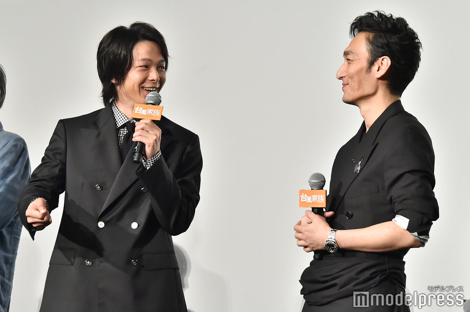 中村倫也、草なぎ剛（C）モデルプレス