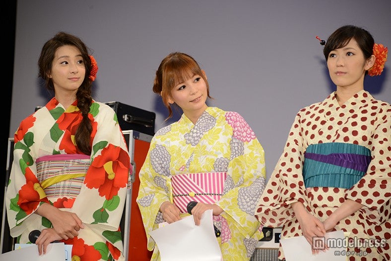 足立梨花、中川翔子、渡辺麻友