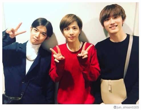 志尊淳、千葉雄大＆杉野遥亮に“挟まれすぎて困ってます”イケメン3ショットに反響